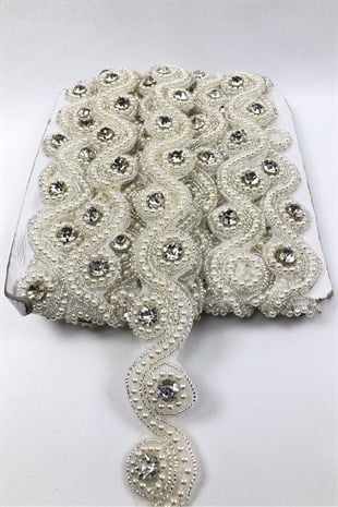 كريم حجر اللؤلؤ الحديد على الشريط الحجري