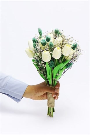Krem Islak Lale ve Su Yeşili Şoklanmış Çiçekli Gelin Buketi