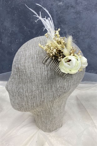 Krem Tüylü ve Cipso Çiçekli Taraklı Saç Aksesuarı