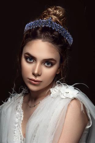 Kristal Taşlı Çiçek Desenli Gelin Kına Gecesi Tacı Özel Geceler İçin Taç Saks Mavsi