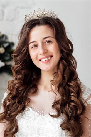 Kristal Taşlı Çiçek Desenli Gelin Kına Gecesi Tacı Özel Geceler İçin Taç Gümüş