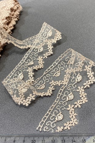 Küçük Çiçekli Kenar Güpür Dantel Fisto 9 mt