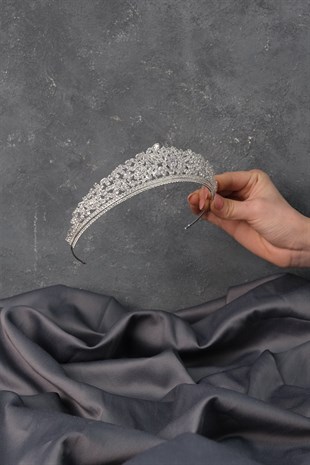 Lavinya Zircon Bridal Crown