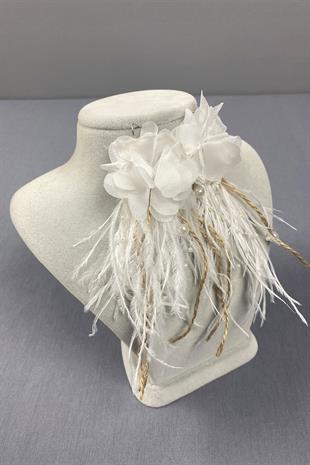 Lazer Çiçekli Hasırlı İncili Deve Kuşu Tüylü Küpe