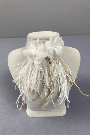 Lazer Çiçekli Hasırlı İncili Deve Kuşu Tüylü Küpe