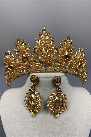 Lotus Bead Embroidered Bridal Henna Crown and Shuttle Earring Set