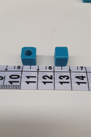 Blue Plastic Cube Beads