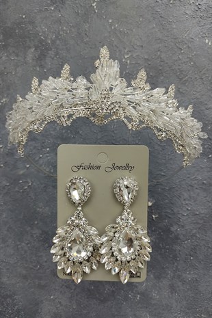 Shuttle Beaded Almond Bridal Crown And Drop Studded Earrings