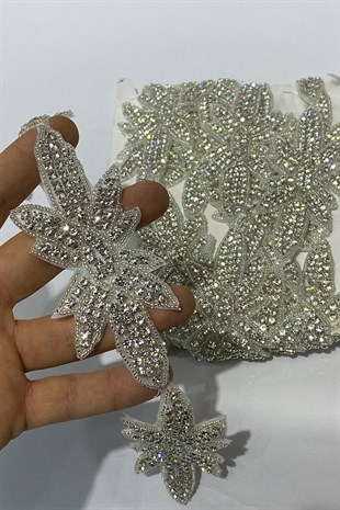 Shuttle Pattern Iron-on Border Strip