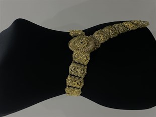 حزام الشالوار الألباني المطرز بالمعدن