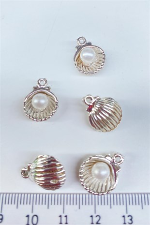 Metal Clam Shell Patterned Pendant Silver 1 Pcs