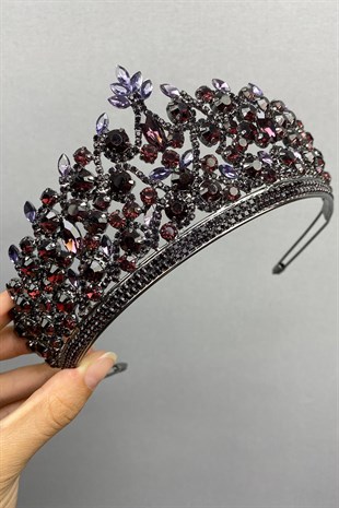 Purple Pegasi Model Bridal Henna Crown