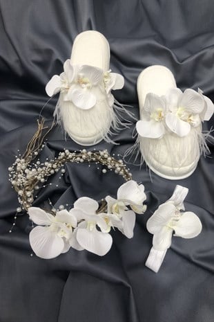 Orkide Tüylü ve İncili Lohusa Terliği Taç Seti