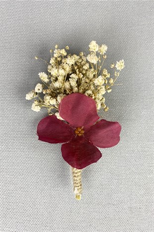 Ortancalı Cipsolu Damat Yaka Çiçeği