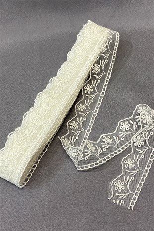 Oymalı Desenli Kenar Güpür Dantel Fisto 9 mt