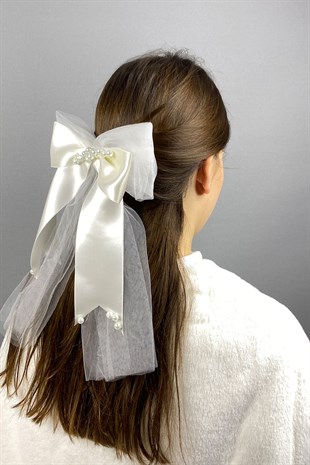 Özel İncili Fiyonklu Tüllü Saç Aksesuarı