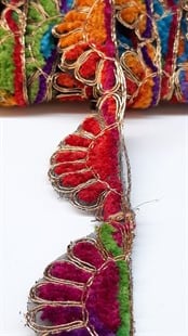 Pati Desenli Antik Şerit Güpür