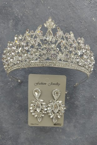 Pegasi Model Bridal Crown And Drop Stone Earrings