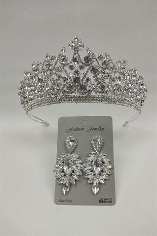 Pegasi Model Bridal Crown And Drop Stone Earrings