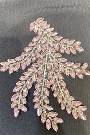 إكسسوار فستان سهرة مزين بحجر شاتل وردي