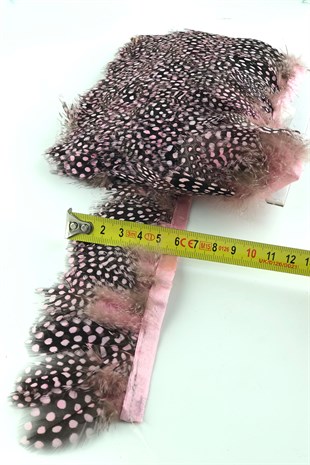 Pembe Puanlı Gine Tavugu Tüyü