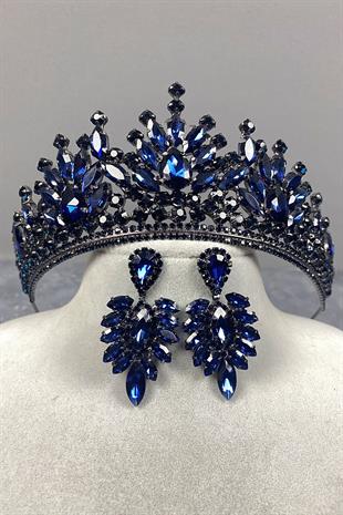 Pera Bridal Henna Crown And Studded Earrings