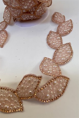 Powder Leaf Pattern Iron-On Stone Strip Applique