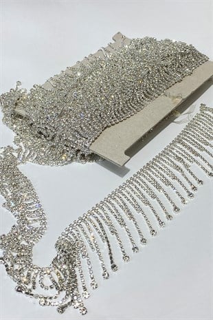 شريط زينة مزين بشراشيب 1 متر