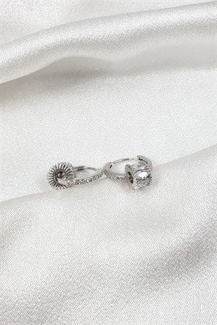 Rade Baget Taşlı Gümüş Renk Küpe