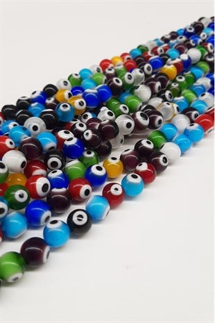 حبات عين الشر الزجاجية الملونة