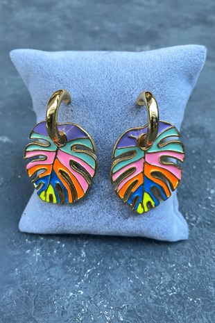 Renkli Metal Yaprak Motif Küpe