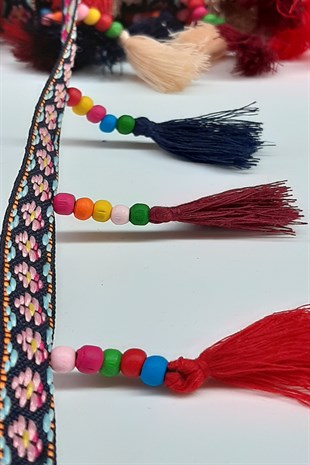 Renkli Püsküllü Boncuklu Sacak Serit