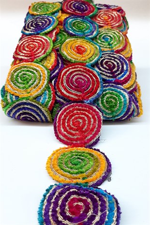 Renkli Sarmal Desenli Antik Şerit Güpür