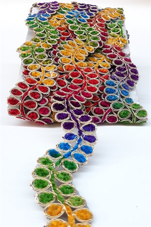 Renlki Papatya Desenli Antik Şerit Güpür