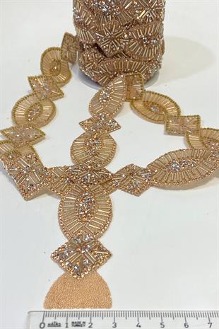 شريط مطرز بالخرز على شكل بيضاوي من الحديد على اللون الوردي