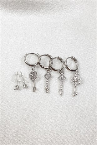 Saçaklı Anahtar Motifli Zirkon Çoklu Küpe