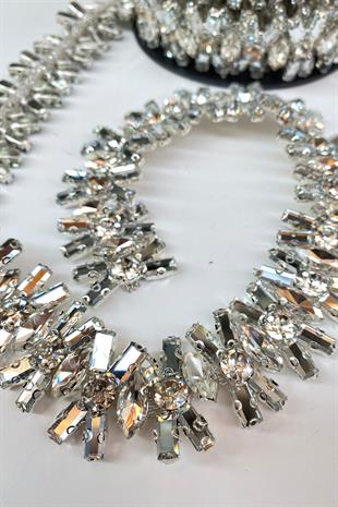 شمعدان حدودي بشريط حجري من بيوغلو مع شرابات مهدب