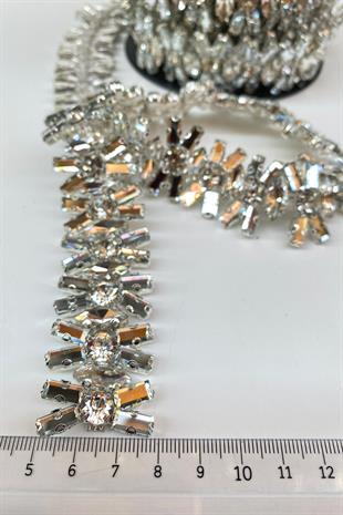 شمعدان حدودي بشريط حجري من بيوغلو مع شرابات مهدب