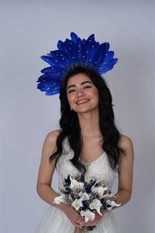 Saks Blue Eagle Feathered Stone Special Design Bridal Henna Crown
