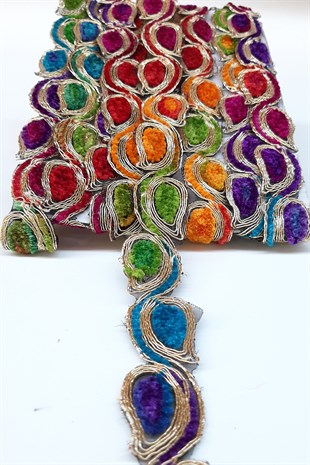 Şal Desenli Antik Şerit Güpür