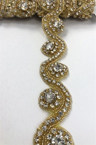 الأصفر الممر المائي نمط الحديد على الشريط الحجري