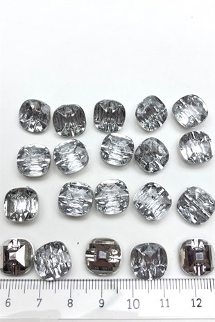 زر بلاستيك مثقب من الأسفل دائري شفاف