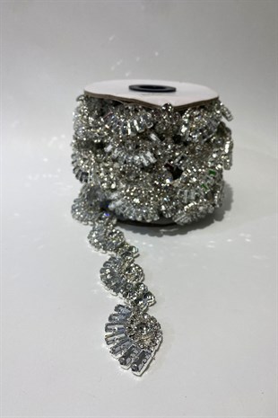 Shiny Evening Dress with Dense Baguette Stones