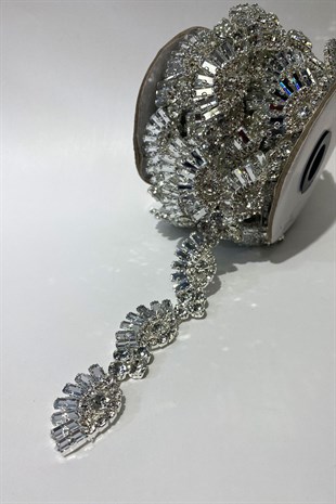 Shiny Evening Dress with Dense Baguette Stones