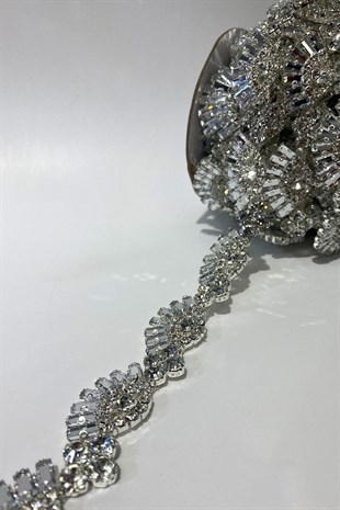 Shiny Evening Dress with Dense Baguette Stones