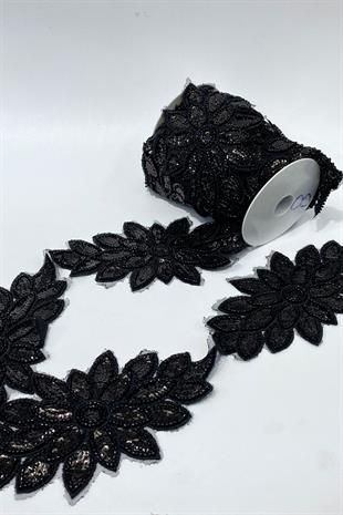 Siyah Boncuk İşlemeli Çiçek Desen Baklava Geniş Şerit Aplik 1 Metre
