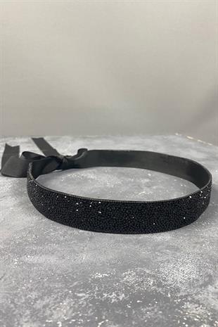 سلسلة مطرزة بالخرز الأسود وحزام خصر للسهرة من الحجر