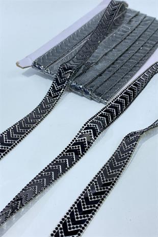 Siyah Çavuş Desenli Ütüyle Yapışan Şerit Aplik