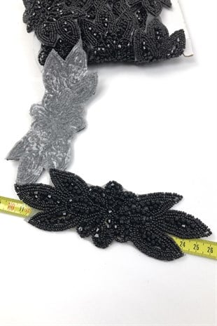 أسود زهرة نمط الحديد على الشريط الحجري