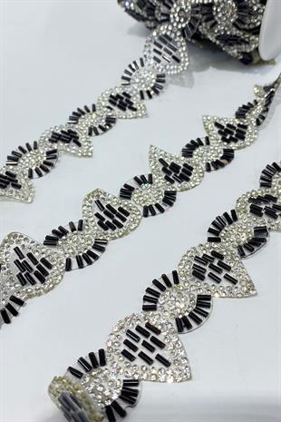 Siyah Gümüşlü Ütüyle Yapışan Şerit Aplik 